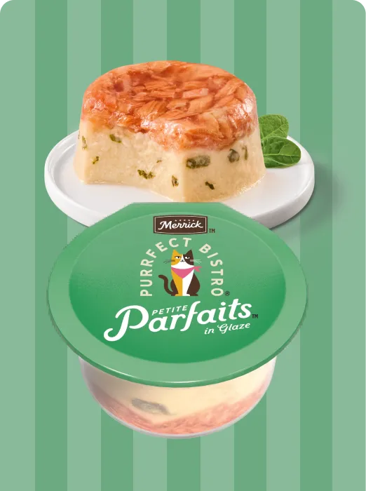 Merrick Purrfect Bistro Chicken Mousse with Sockeye Salmon Petite Parfaits package and product